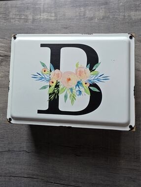 Rustic Farmhouse Wooden Box
